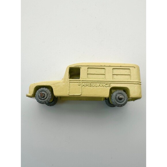 Vintage Matchbox Lesney no.14 daimler toy Ambulance car rare - Picture 3 of 7